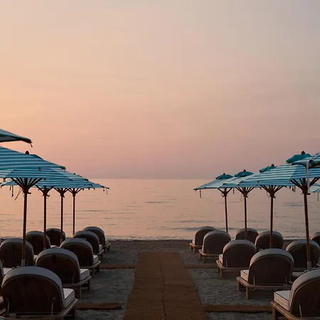 Uzenie Boutique (adults Only) 5* أذيليانوس كامبوس